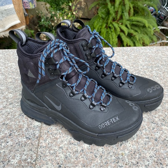 Nike hiking boots - Picture 1 of 11